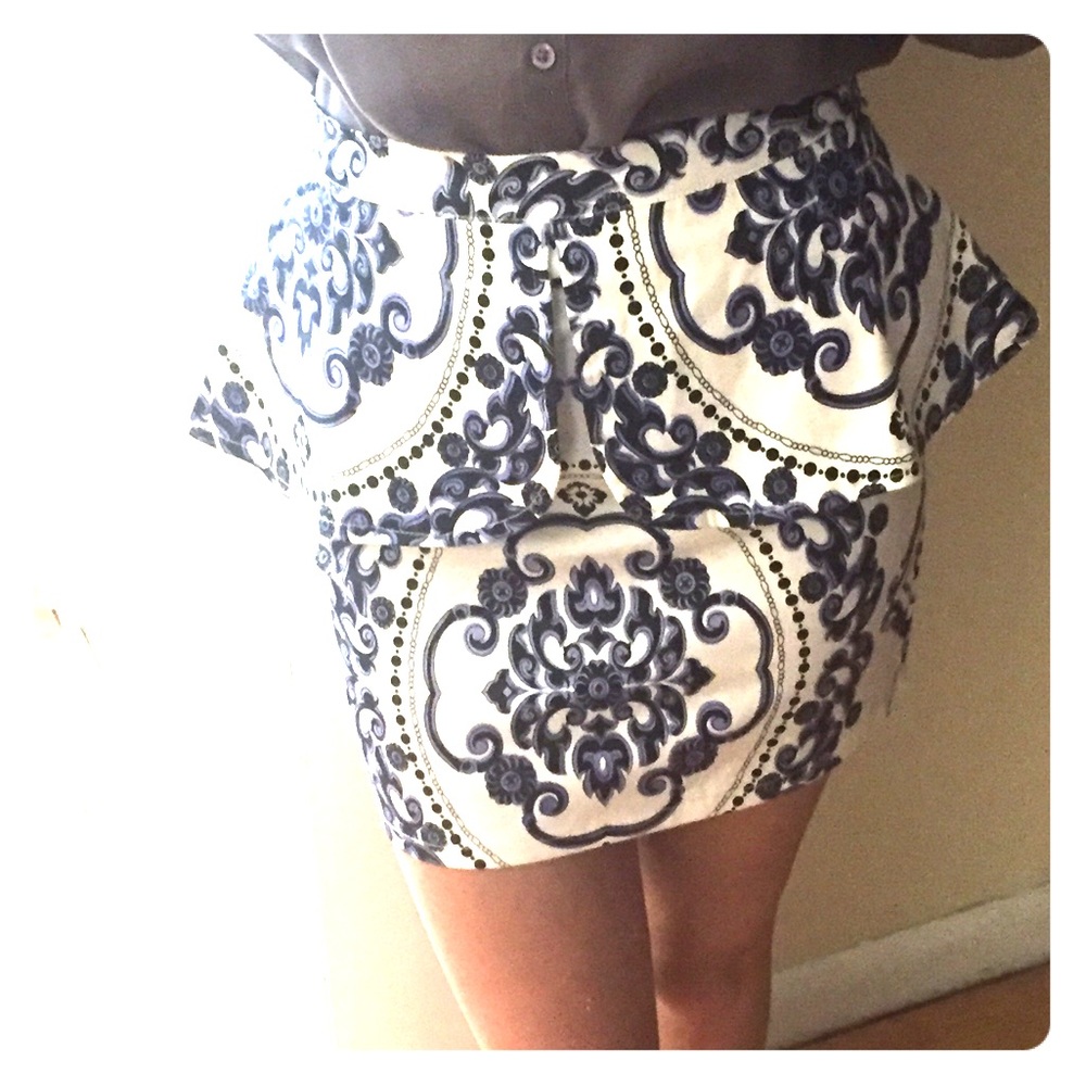 . Adorable peplum mini skirt!